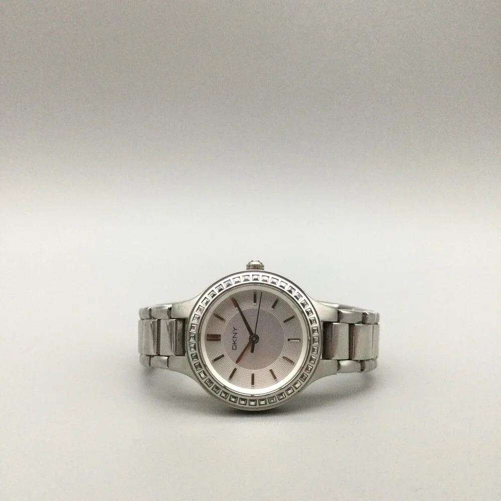 DKNY NY-2220 Womens Watch 29mm Stainless Bracelet Crystals New Battery 6